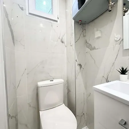 Apartment 366 New Ventura - Tiny Center