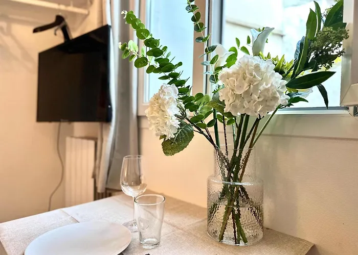 366 New Ventura - Tiny Center * باريس