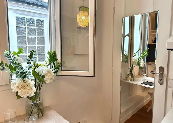 366 New Ventura - Tiny Center * باريس